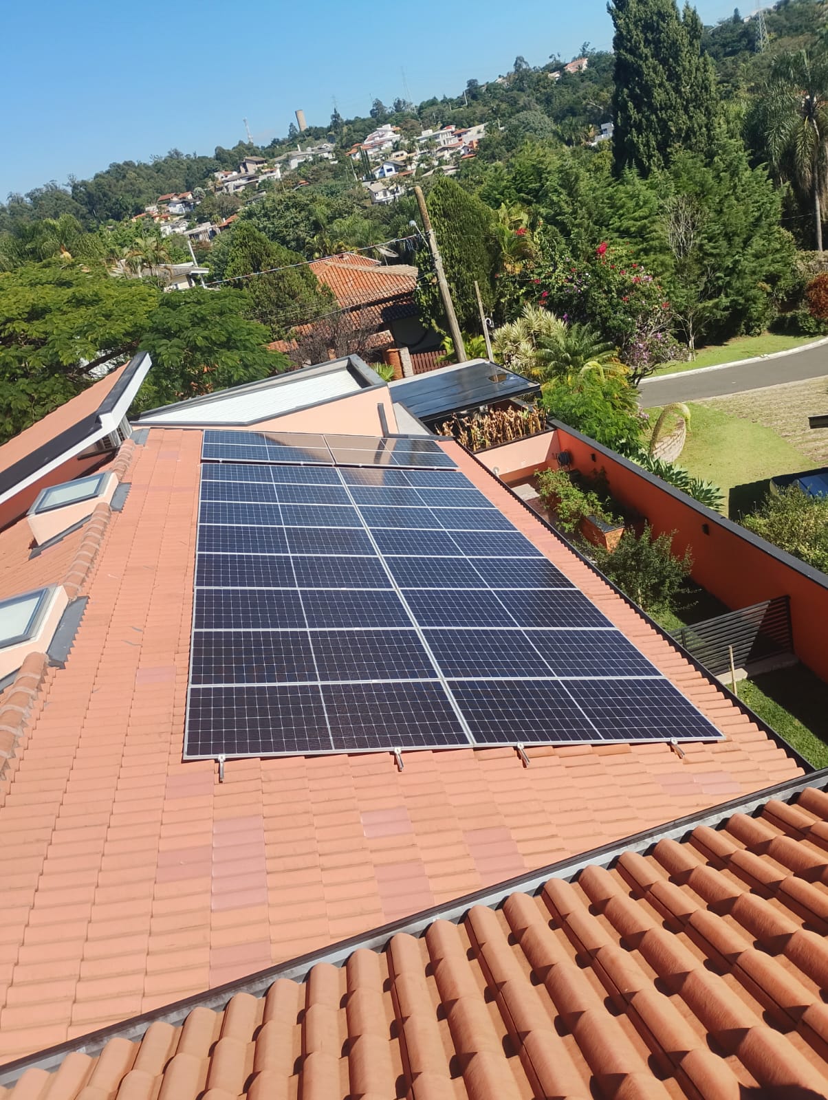 Projeto comercial de energia solar em Louveira/SP
