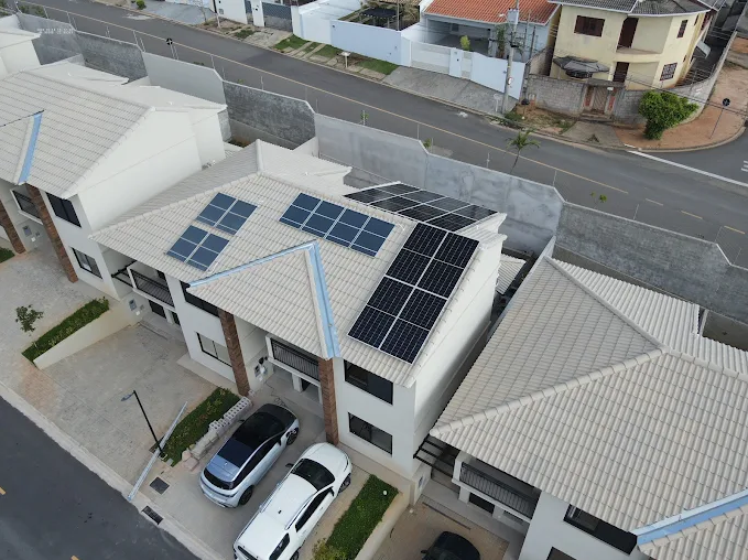 Sistema solar fotovoltaico em Itatiba/SP